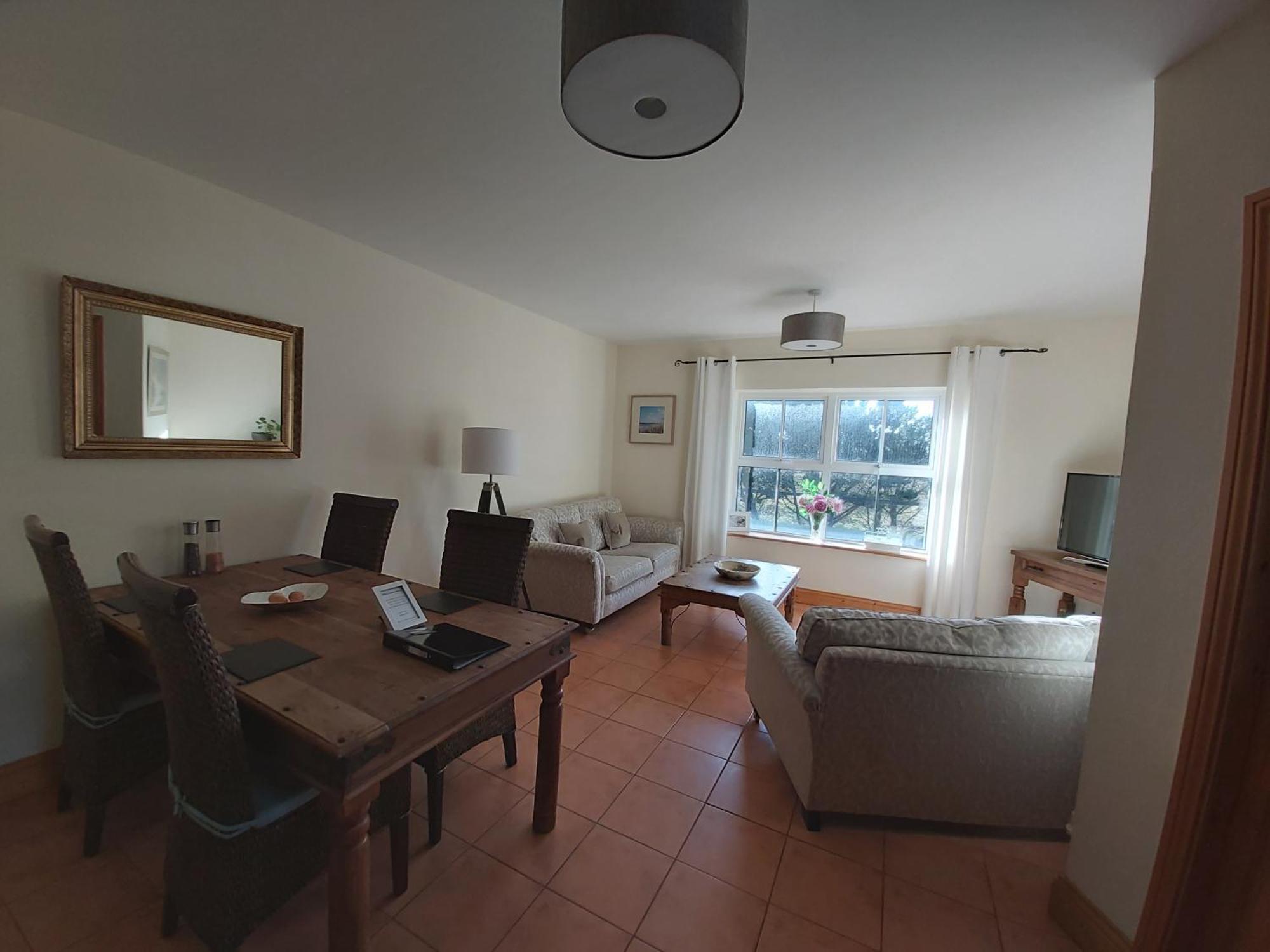 Shanakeever Farm - 2 Bedroom Apartment Кліфден Номер фото